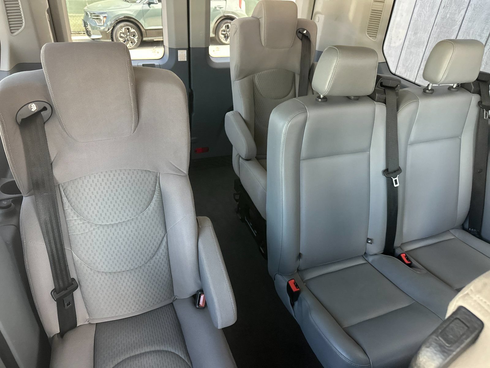 Used 2018 Ford Transit 150 XLT RWD image 15