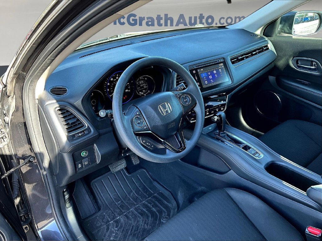 Used 2018 Honda HR-V EX image 17