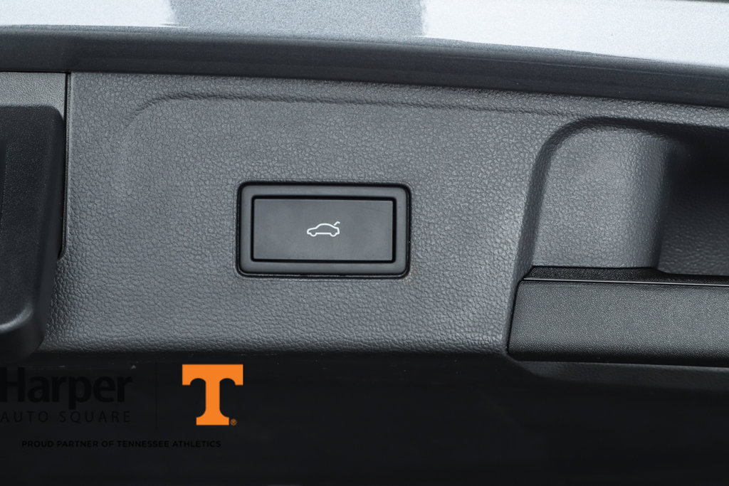 Used 2025 Volkswagen Atlas SE w/ Panoramic Sunroof Package FWD image 70
