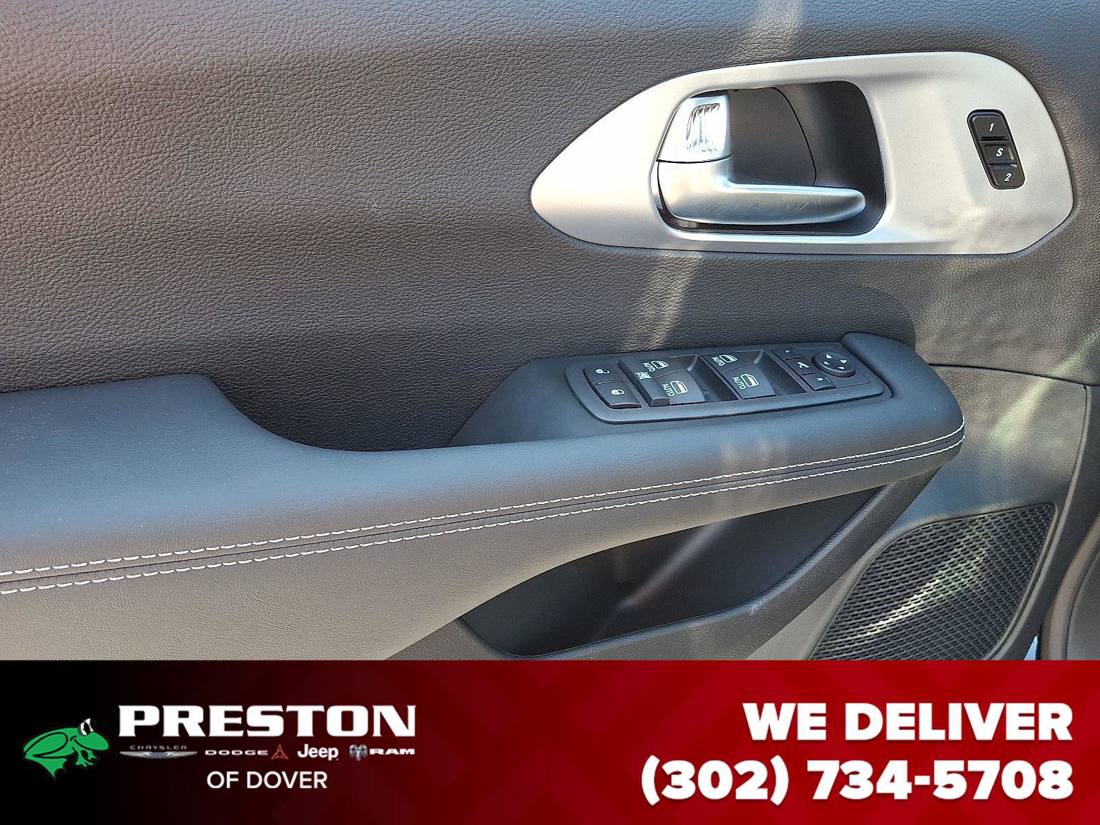 New 2026 Chrysler Pacifica Limited w/ S Appearance Package image 13