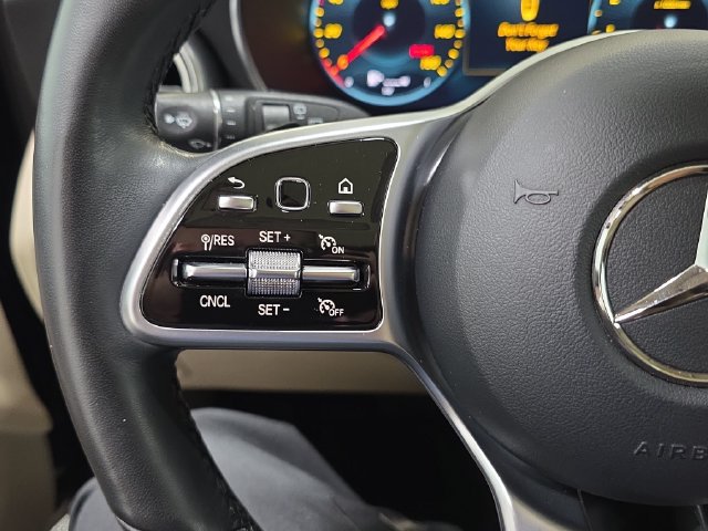 Used 2022 Mercedes-Benz GLC 300 4MATIC image 16