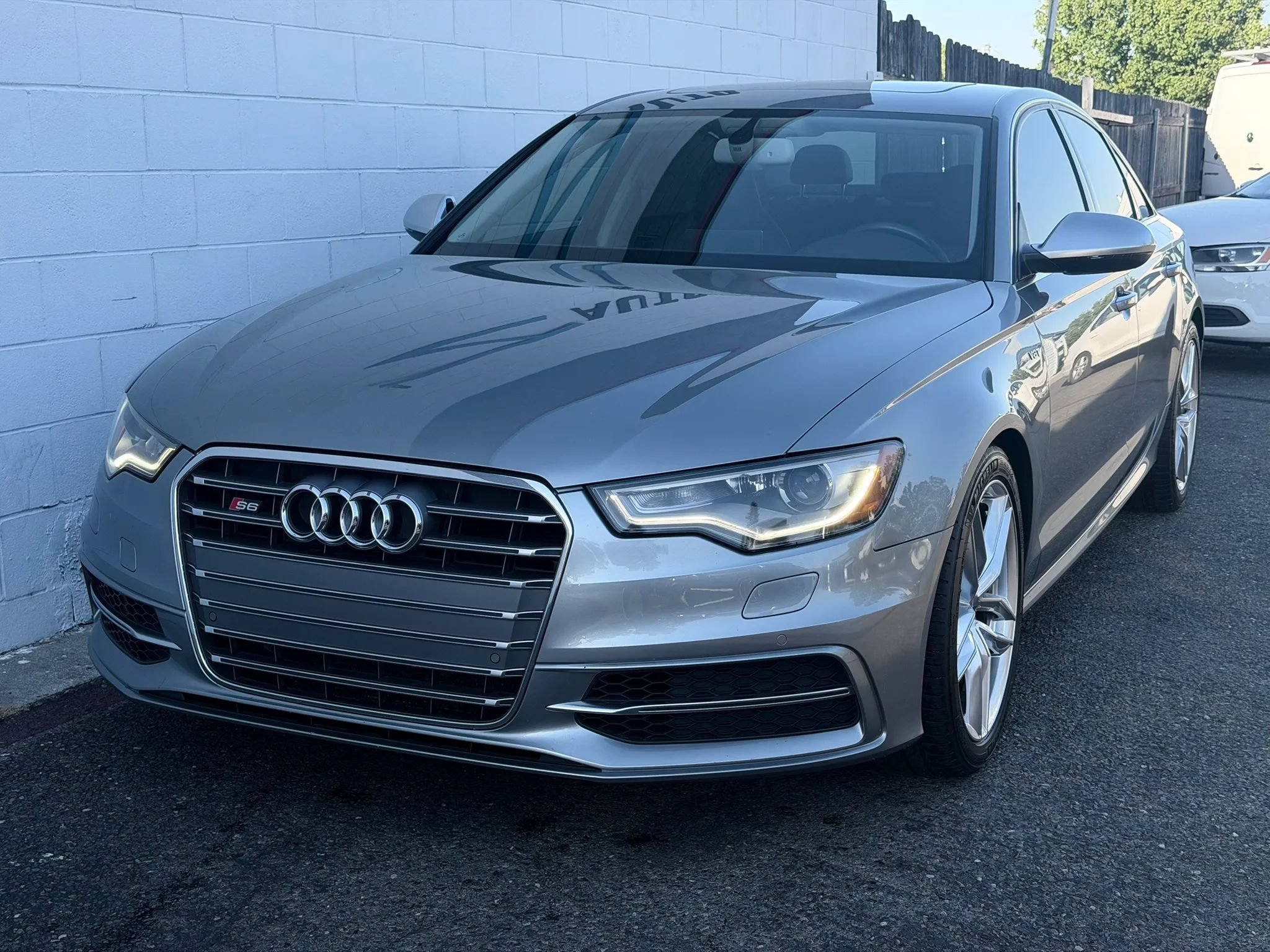 Used 2014 Audi S6 Prestige AWD/4WD image 2