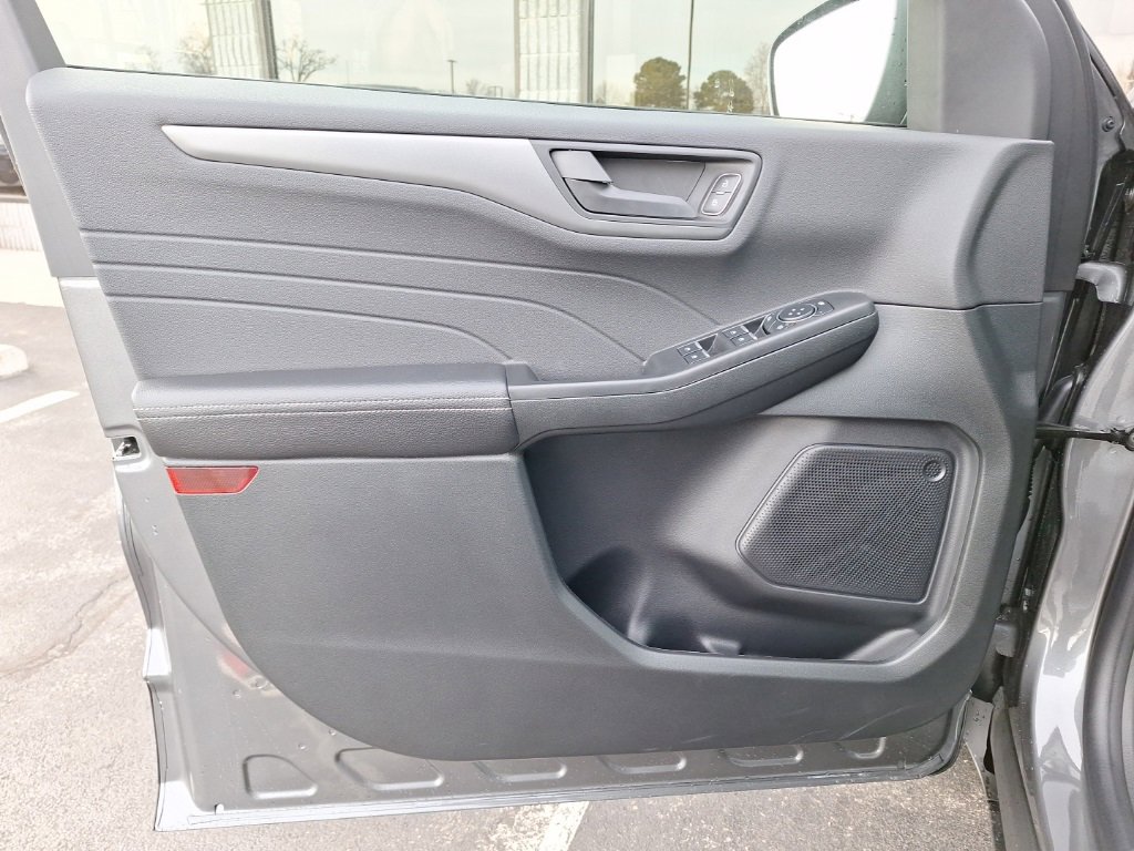 New 2026 Ford Escape Active w/ Cold Weather Package image 2