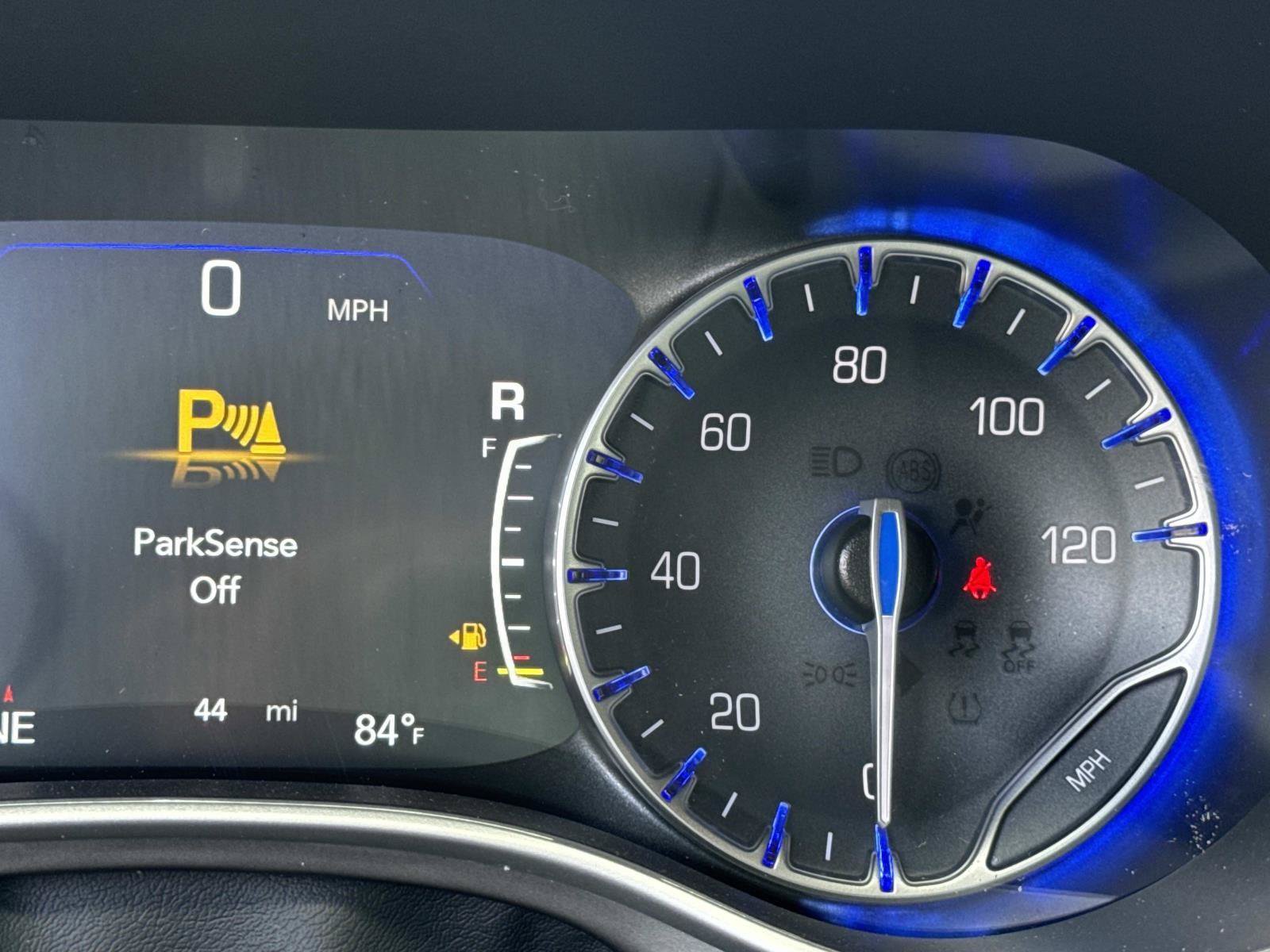 New 2027 Chrysler Pacifica Limited FWD image 22