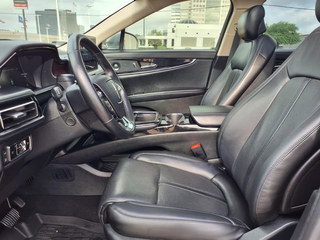 Certified 2023 Lincoln Nautilus Reserve w/ Equipment Group 201A image 4