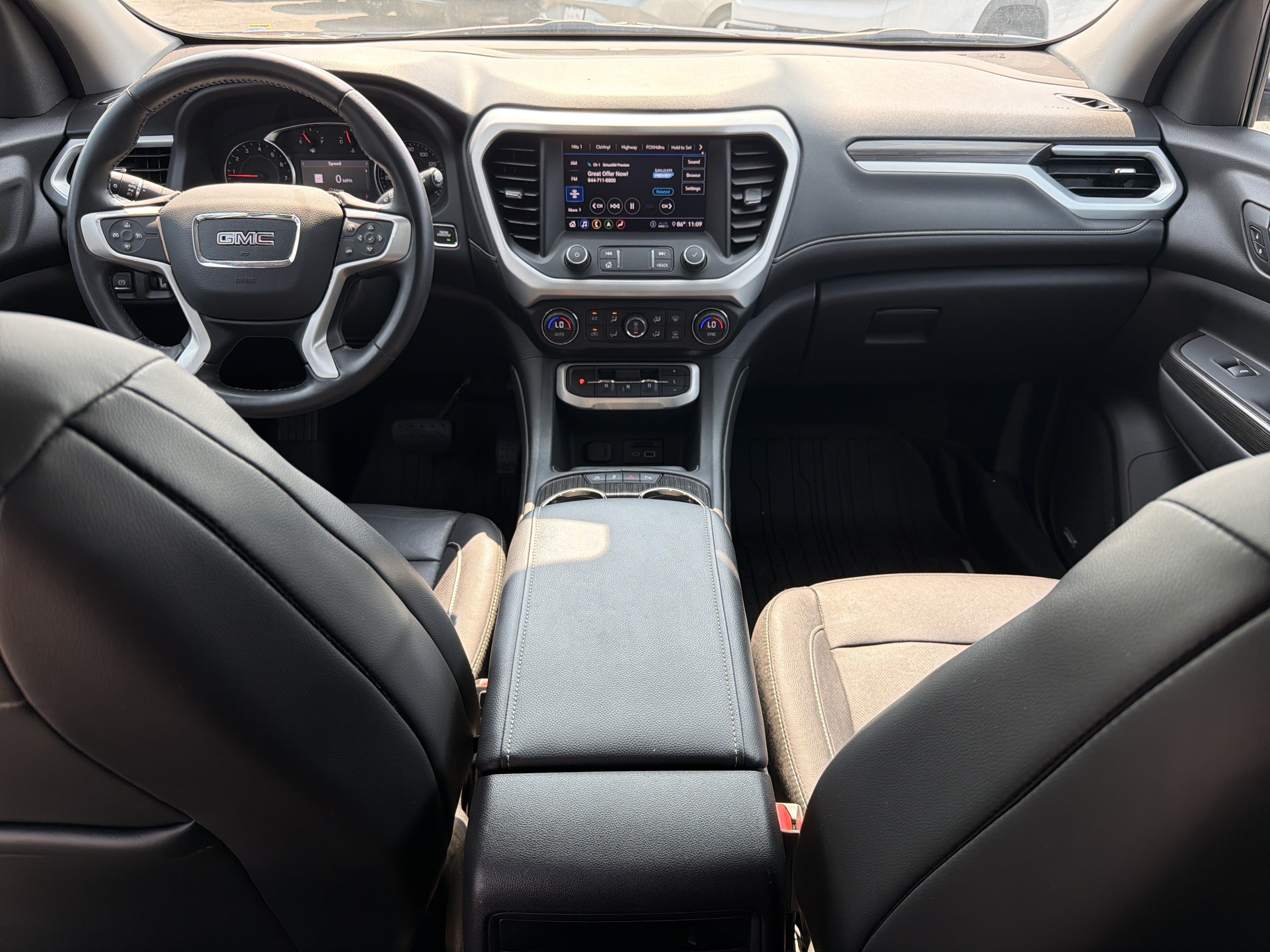 Certified 2020 GMC Acadia SLT w/ LPO, Floor Liner Package FWD image 23