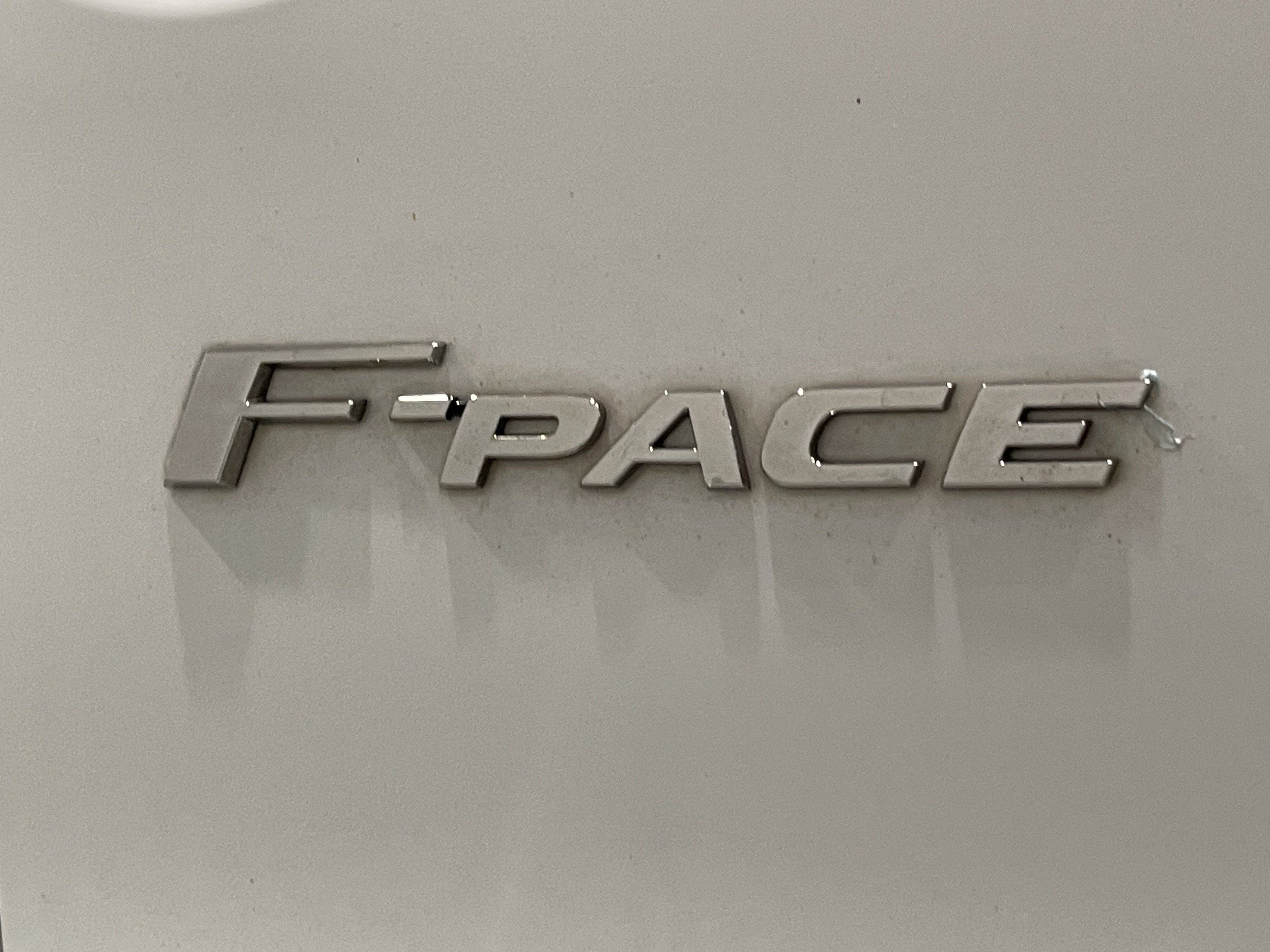 Used 2019 Jaguar F-PACE Prestige AWD/4WD image 24
