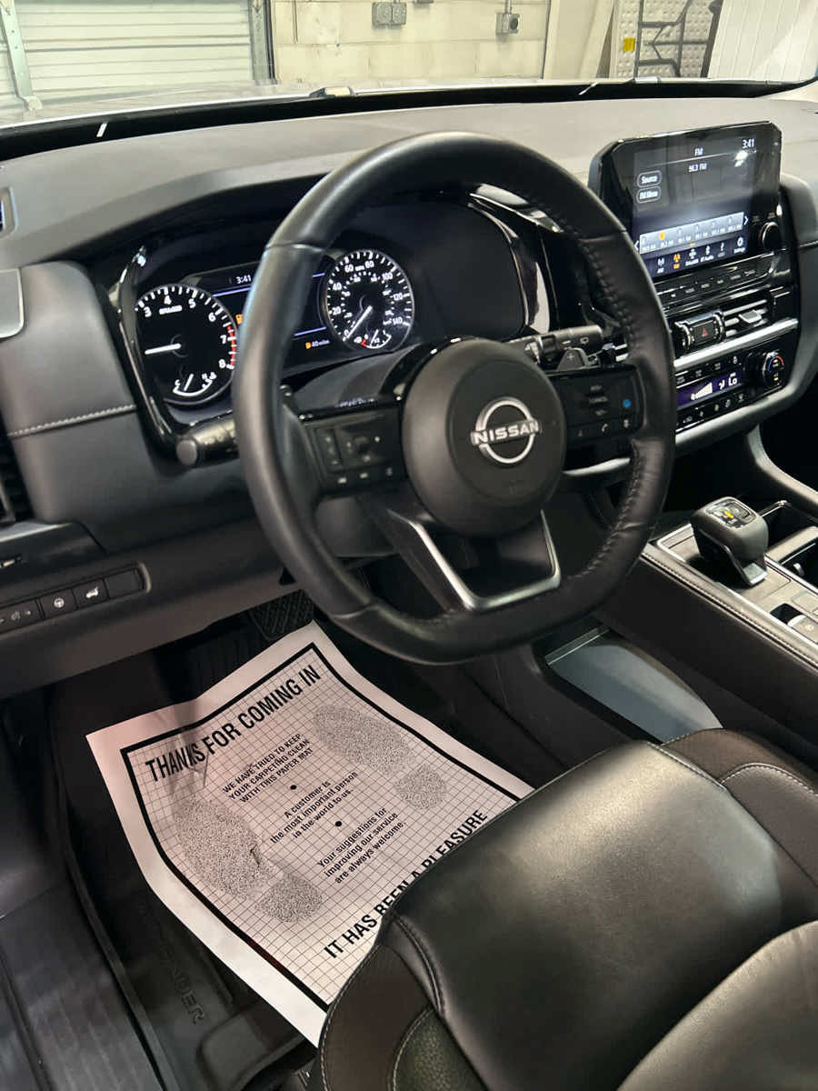 Used 2024 Nissan Pathfinder SL w/ SL Premium Package AWD/4WD image 24