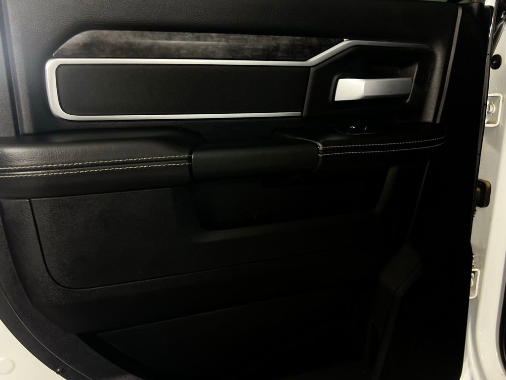 Used 2024 RAM 2500 Big Horn w/ Bed Utility Group image 27