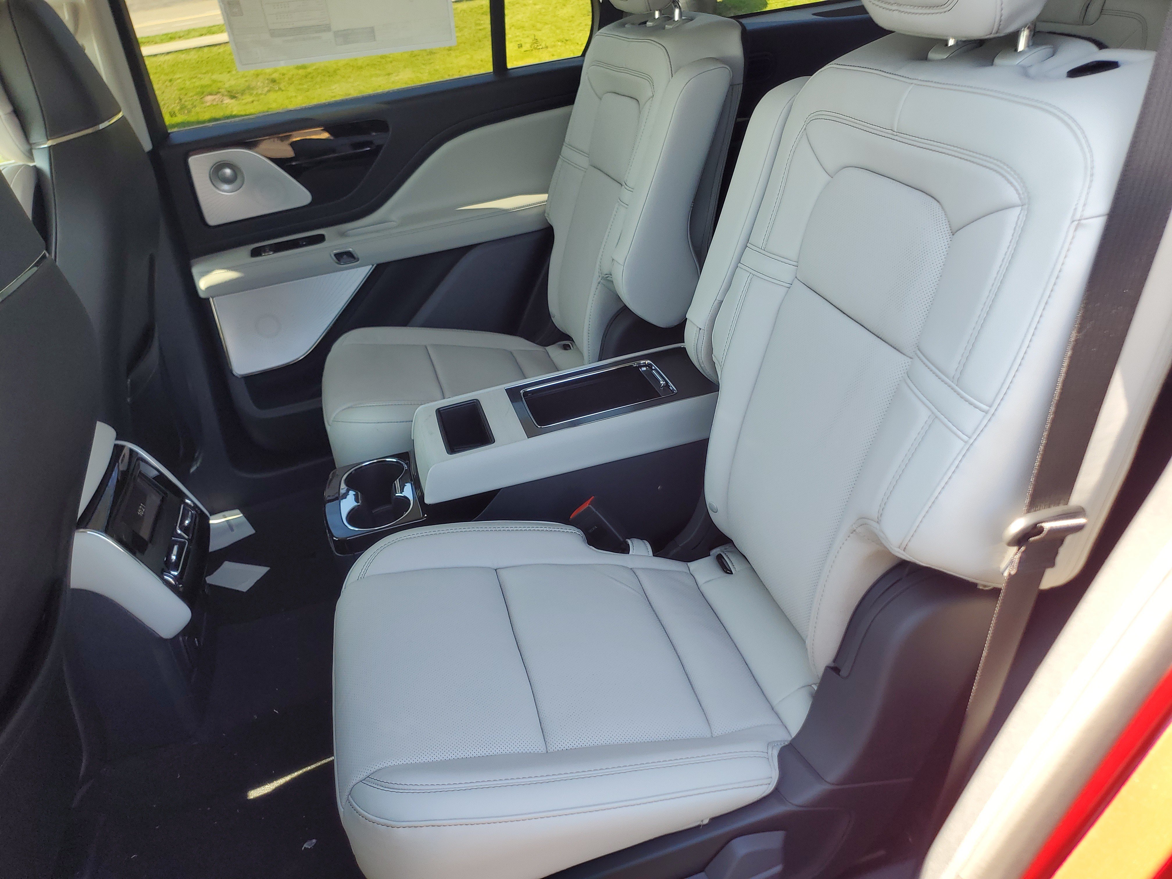 New 2026 Lincoln Aviator Reserve AWD/4WD image 26