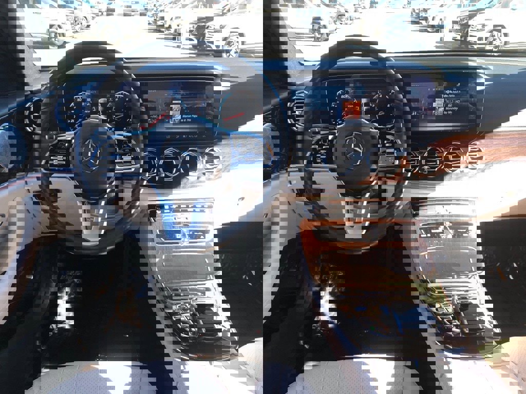 Certified 2020 Mercedes-Benz E 450 4MATIC Sedan image 17