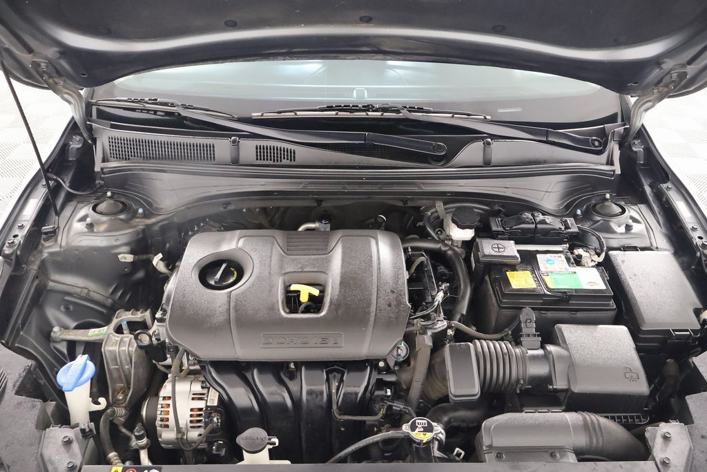 Used 2022 Kia Forte LXS FWD image 13