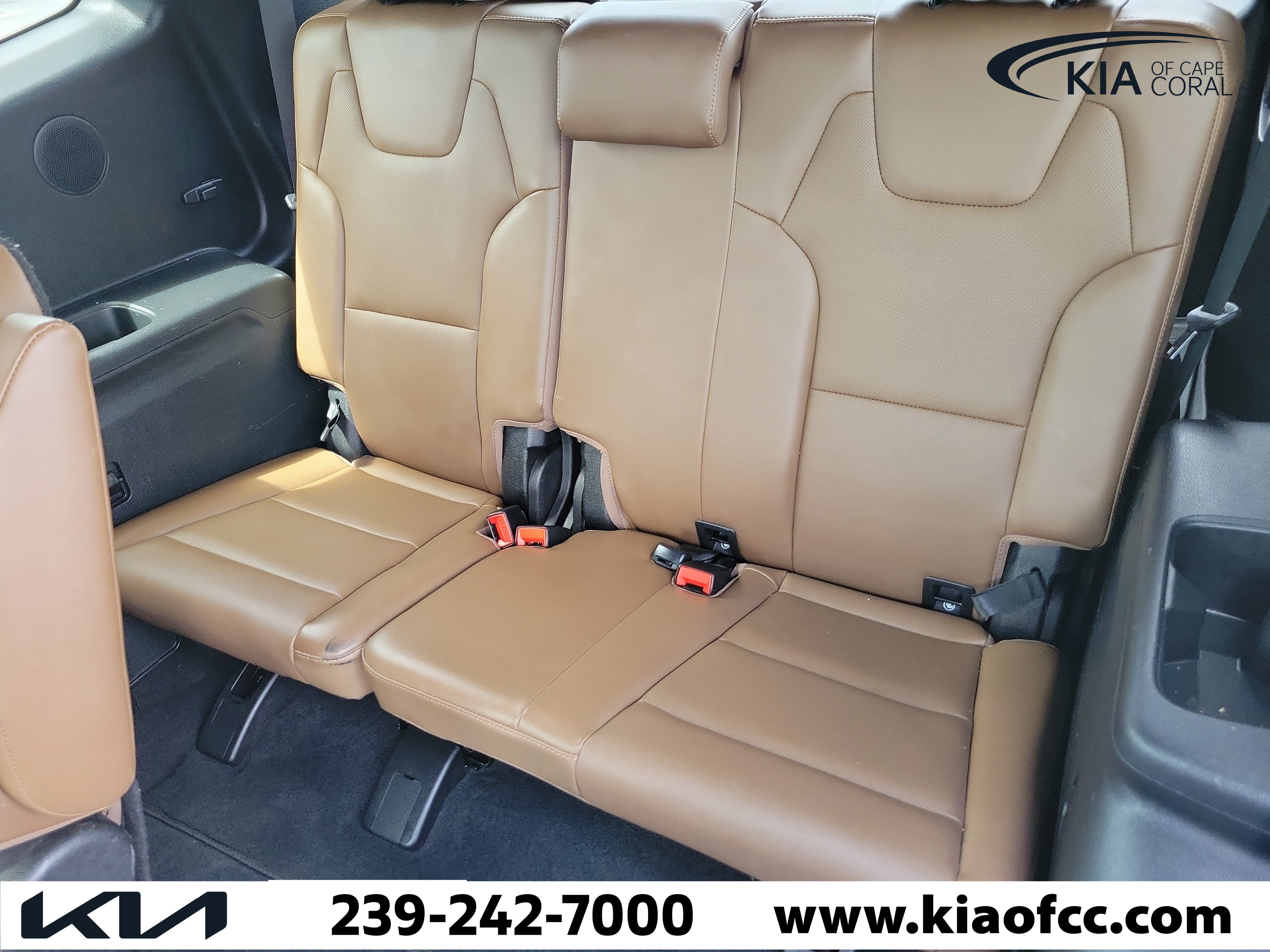 Used 2021 Kia Telluride SX w/ SX Prestige Package AWD/4WD image 14