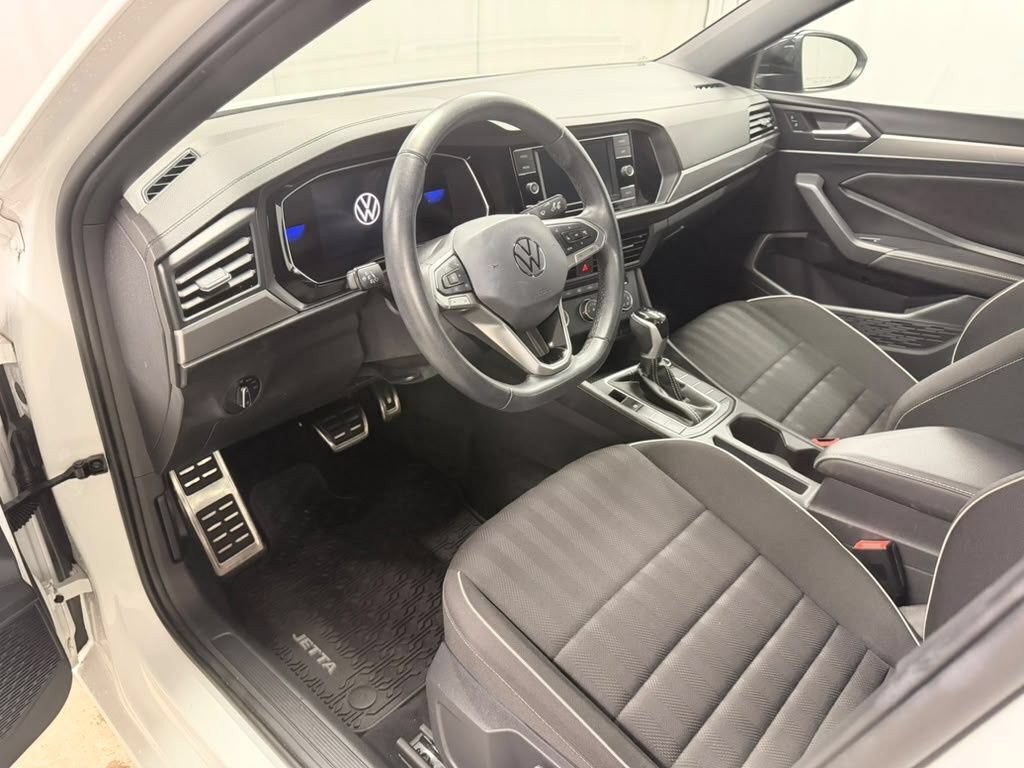 Used 2023 Volkswagen Jetta Sport FWD image 21