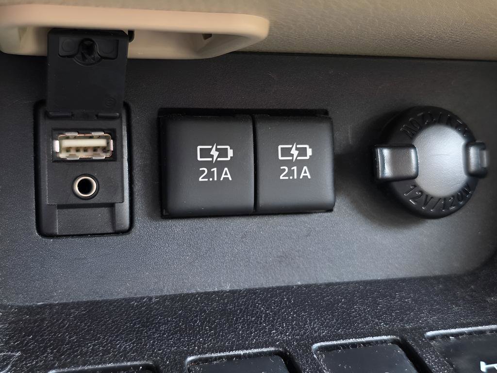 Used 2018 Toyota Highlander Limited Platinum w/ Protection Package #3 image 36