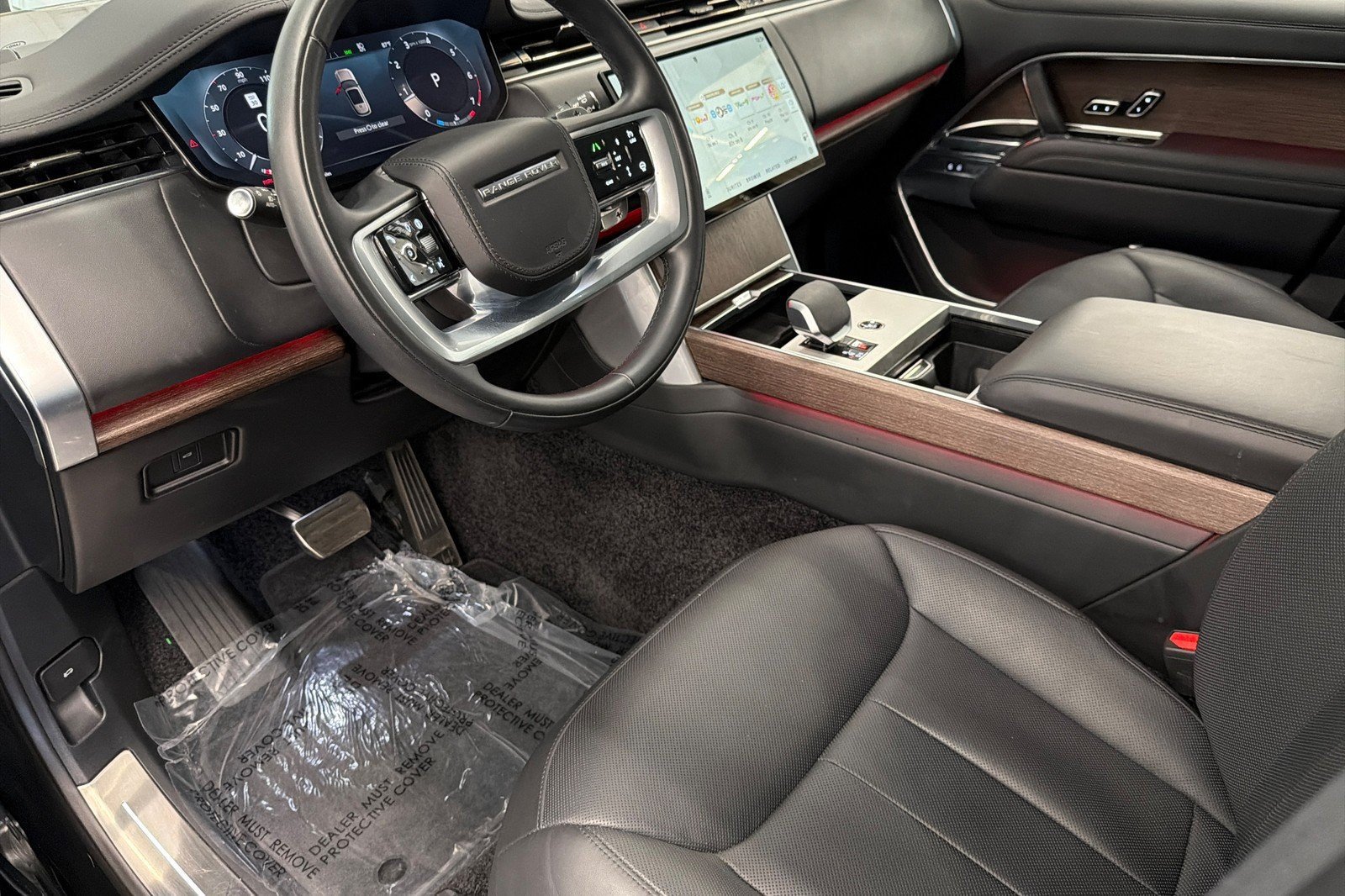 Certified 2025 Land Rover Range Rover SE AWD/4WD image 4