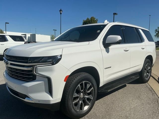 Used 2023 Chevrolet Tahoe LT w/ LT Signature Plus Package AWD/4WD image 3
