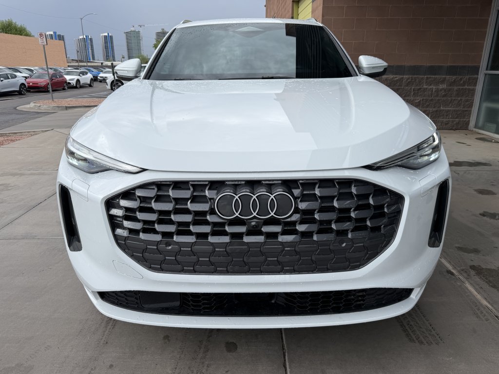Used 2025 Audi Q5 Premium Plus w/ Premium Plus AWD/4WD image 10