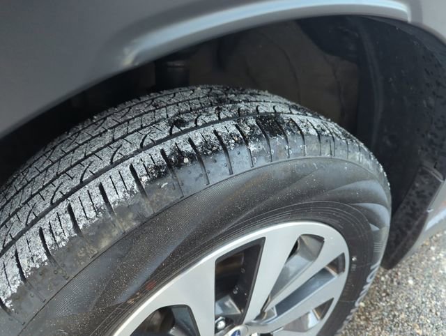 Used 2023 Subaru Outback Premium image 35