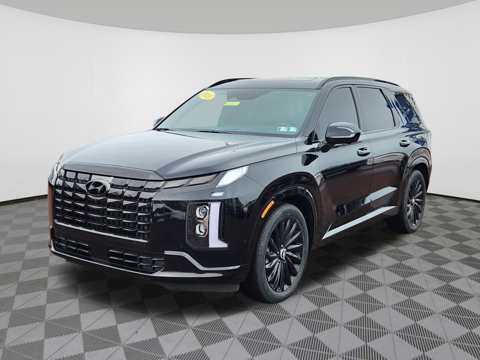 Used 2024 Hyundai Palisade Calligraphy AWD/4WD image 2