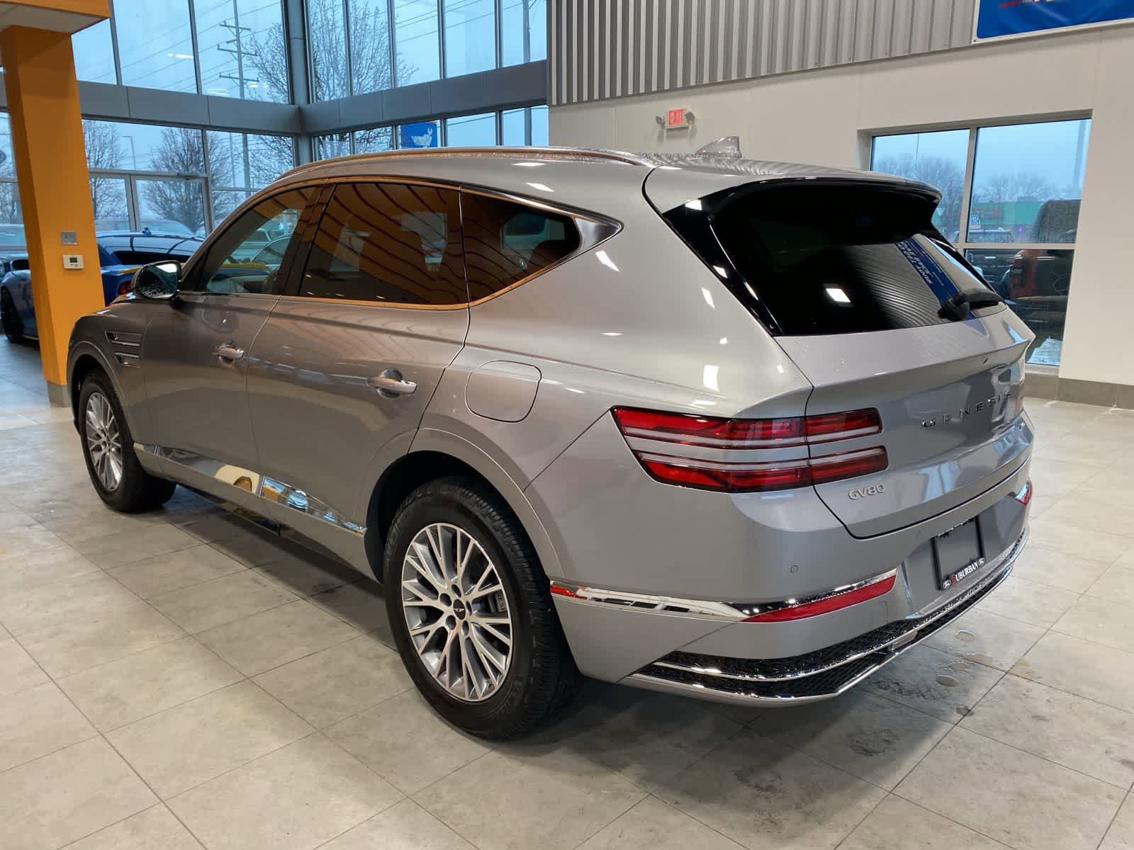 Used 2025 Genesis GV80 2.5T Standard image 3