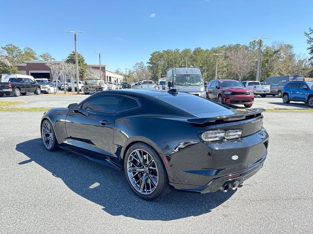 Used 2022 Chevrolet Camaro ZL1 image 4