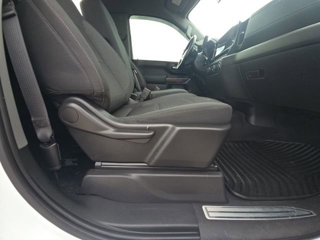 Used 2024 Chevrolet Silverado 3500 LT image 16