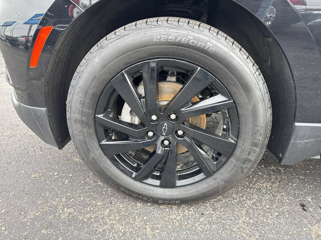 Used 2024 Chevrolet Equinox LS w/ Midnight Edition FWD image 10