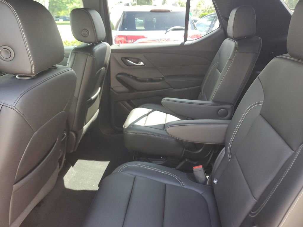 Certified 2023 Chevrolet Traverse LT image 13