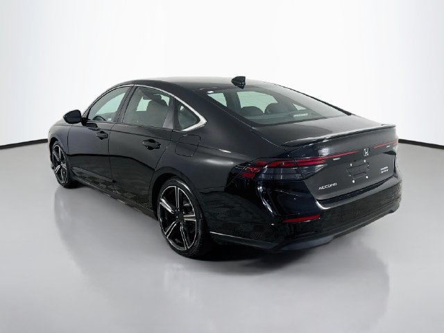 Used 2024 Honda Accord Sport image 7