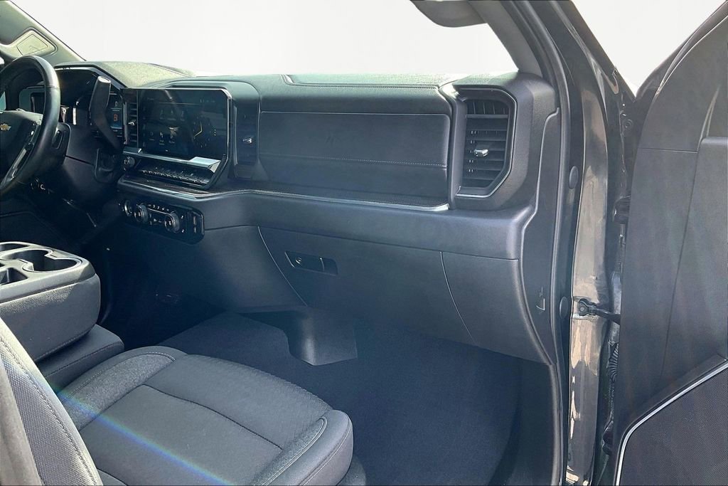 Used 2023 Chevrolet Silverado 1500 LT w/ Protection Package image 17