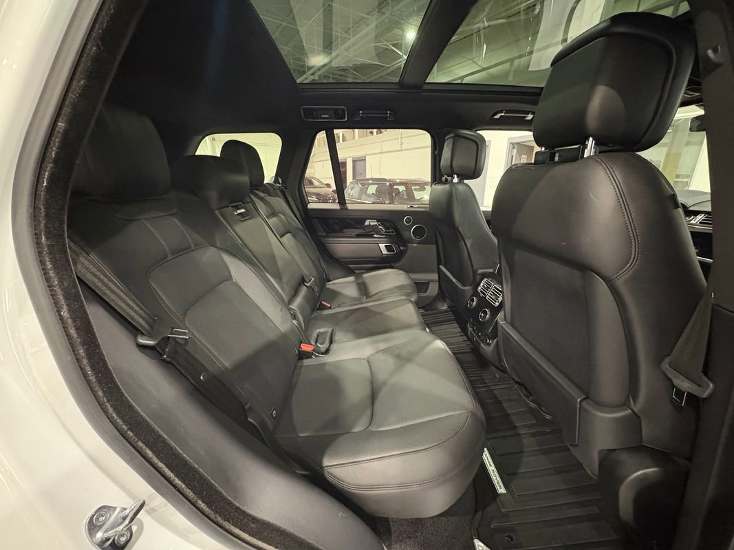 Used 2019 Land Rover Range Rover HSE image 42