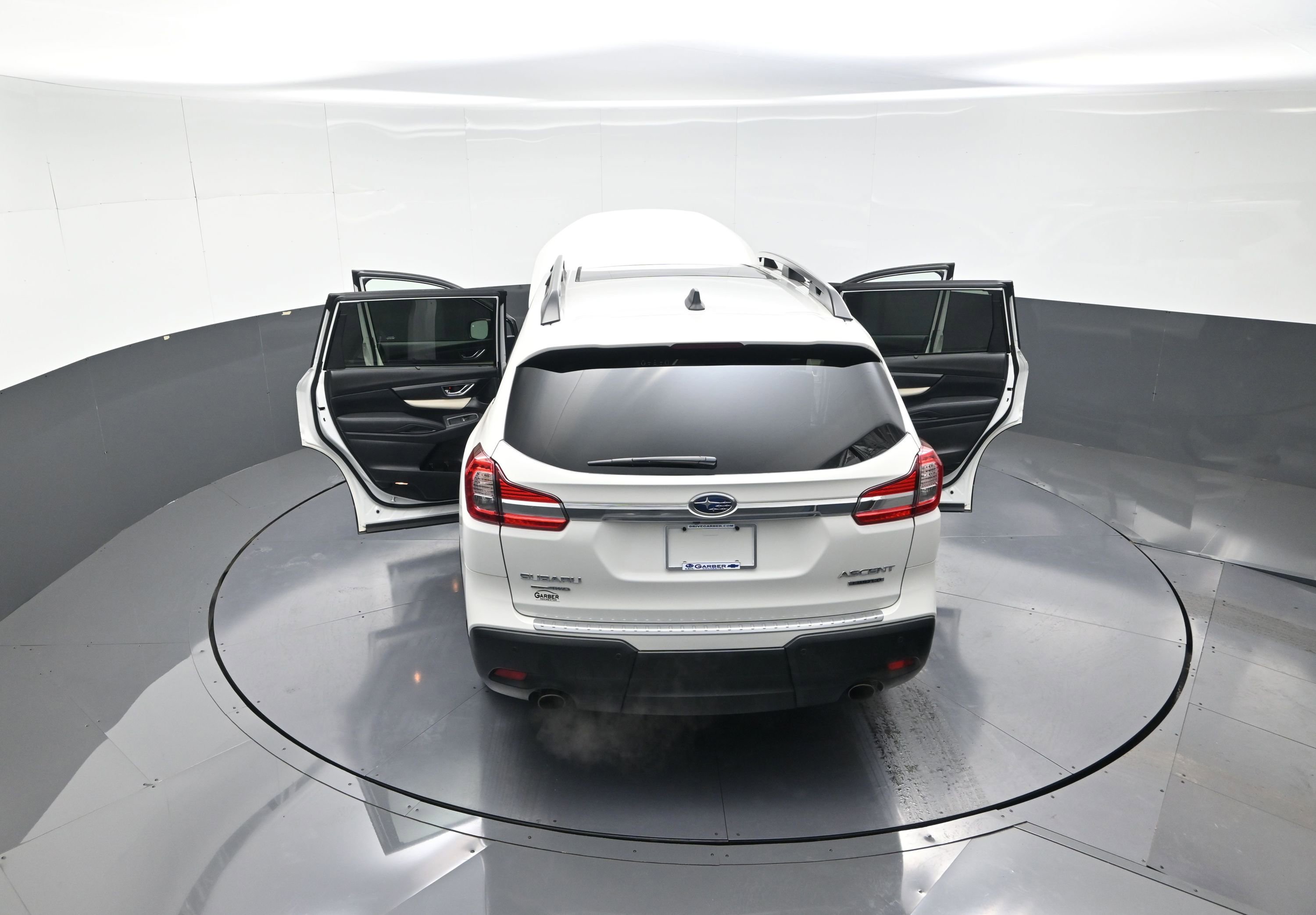 Used 2022 Subaru Ascent Limited w/ Technology Package image 13