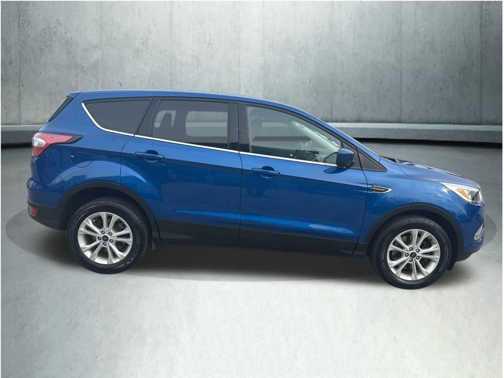 Used 2017 Ford Escape SE w/ SE Cold Weather Package image 7