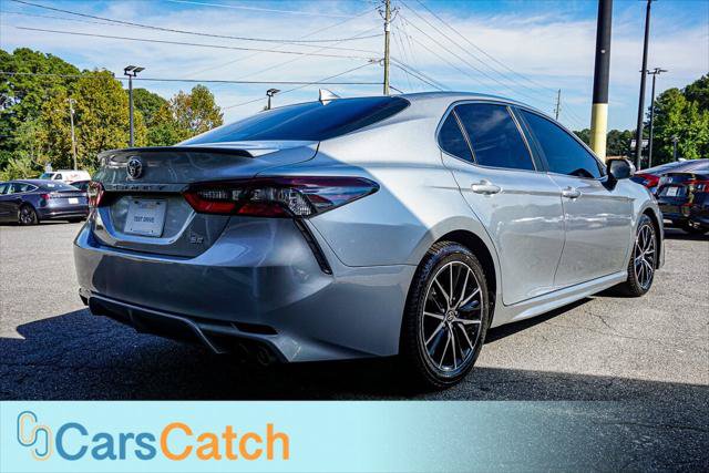 Used 2021 Toyota Camry SE FWD image 11