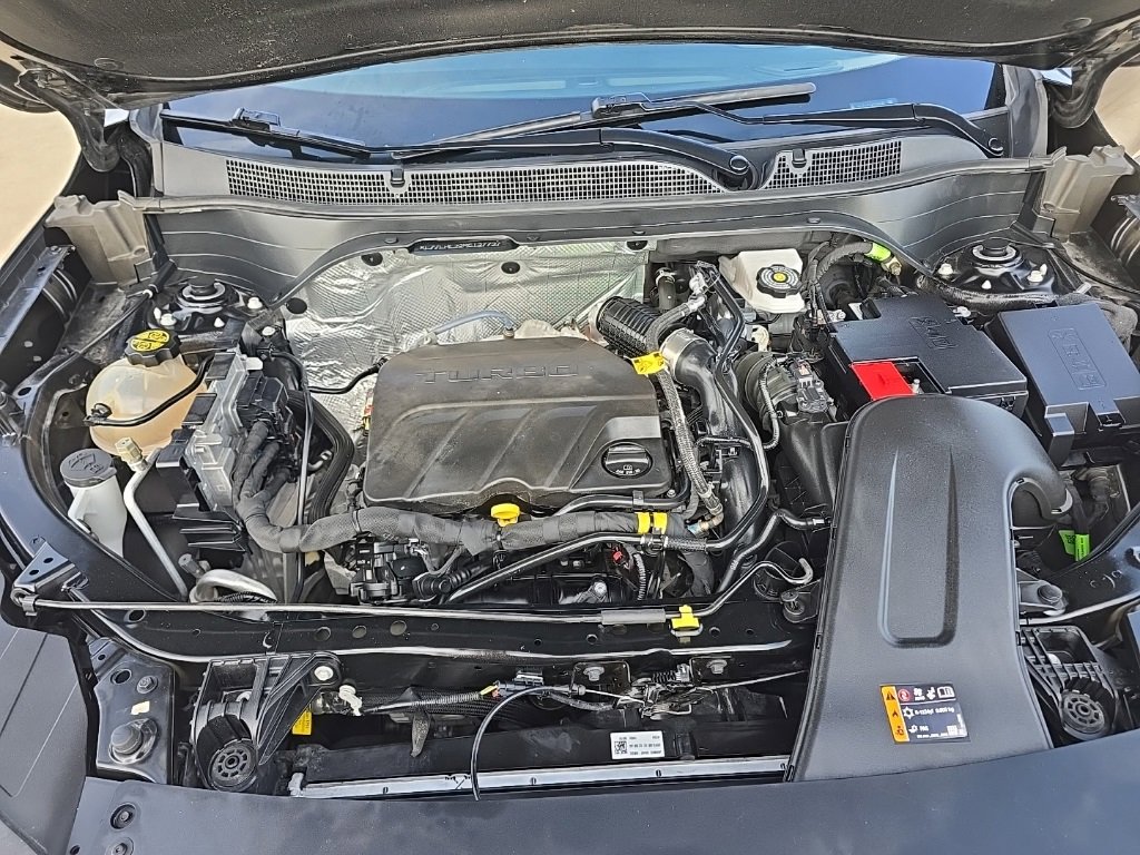 Used 2024 Chevrolet Trax LT w/ Driver Confidence Package image 17