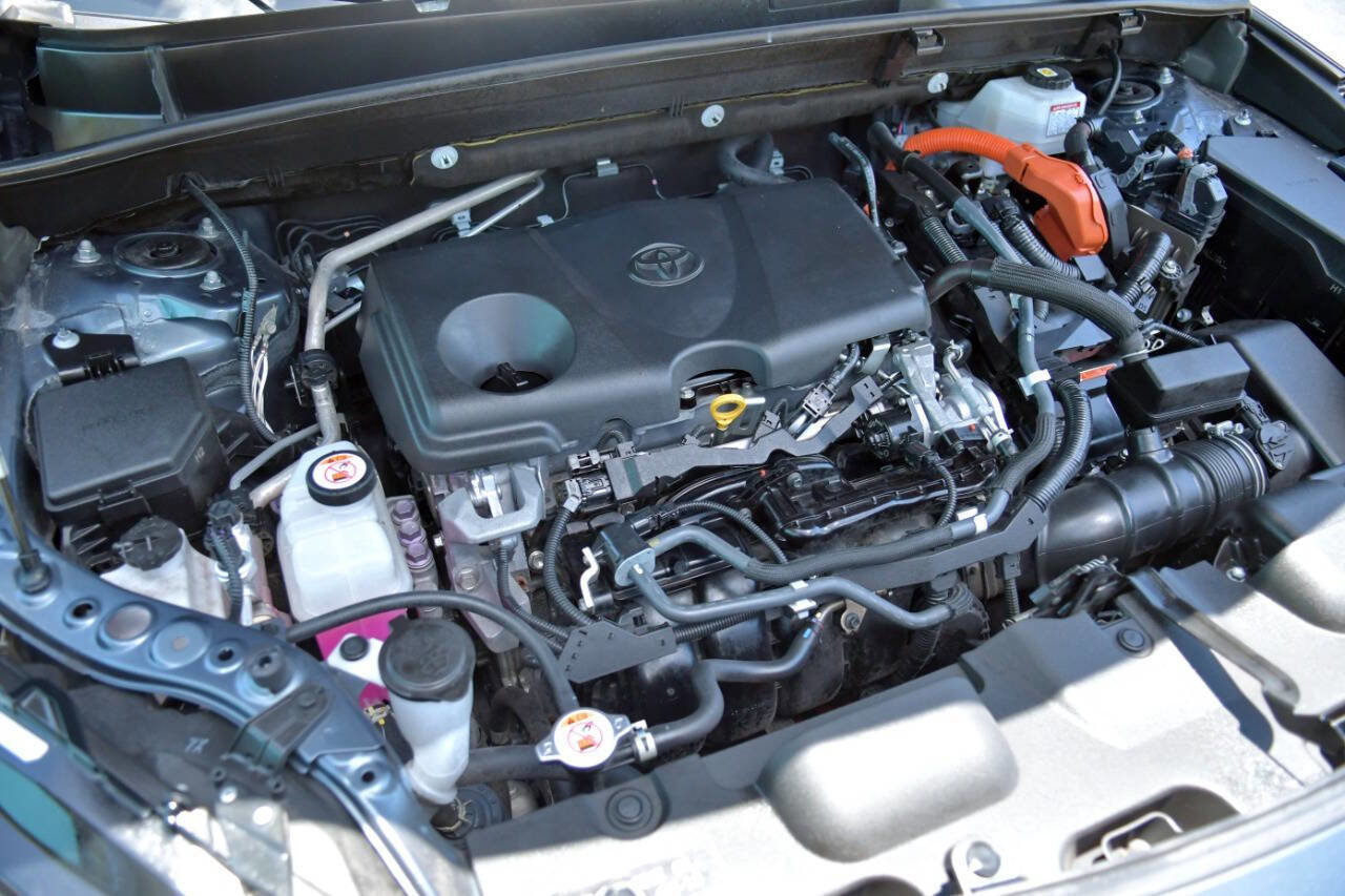 Used 2021 Toyota Venza XLE w/ Softex Package image 21