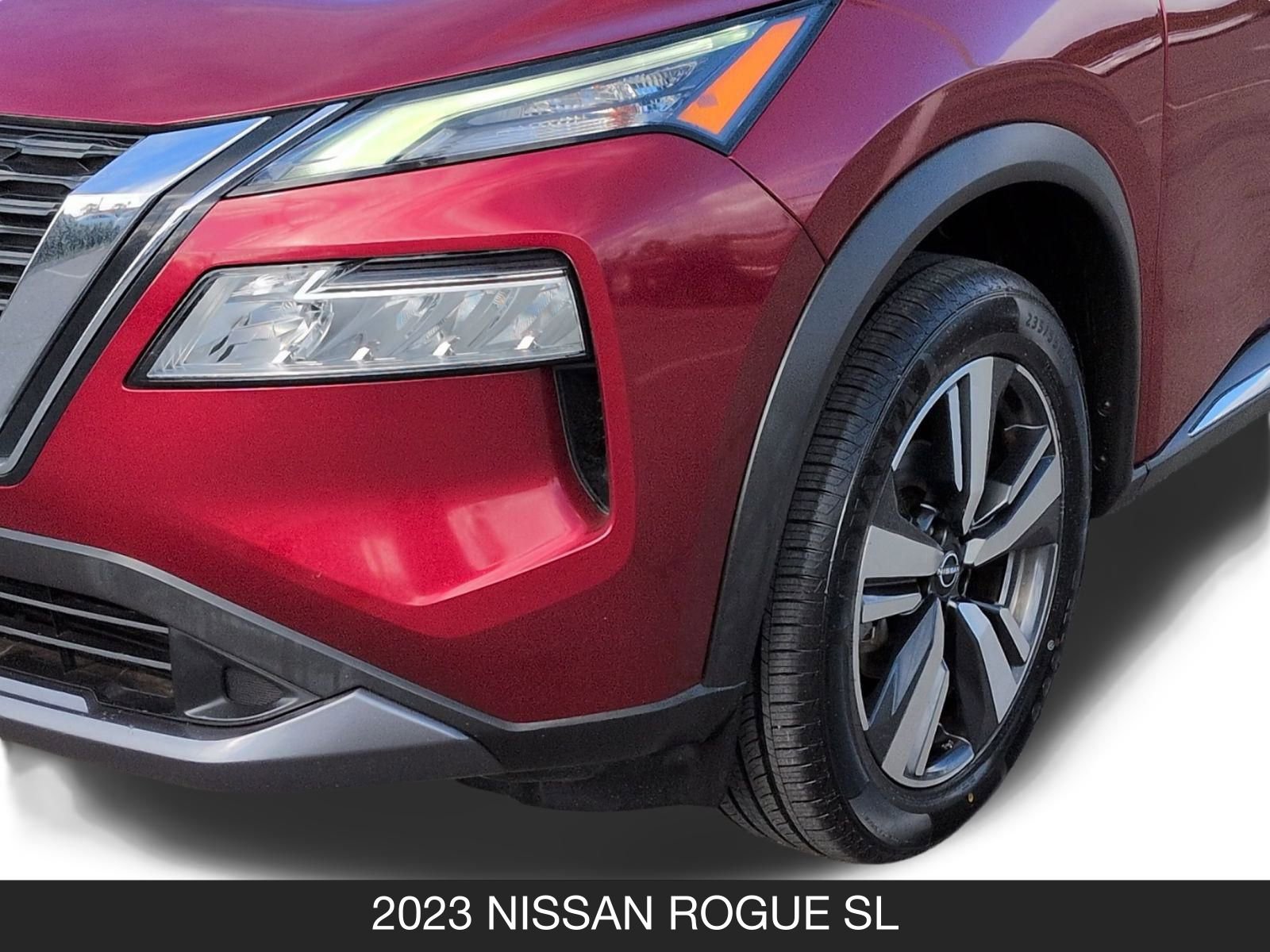 Used 2023 Nissan Rogue SL image 10