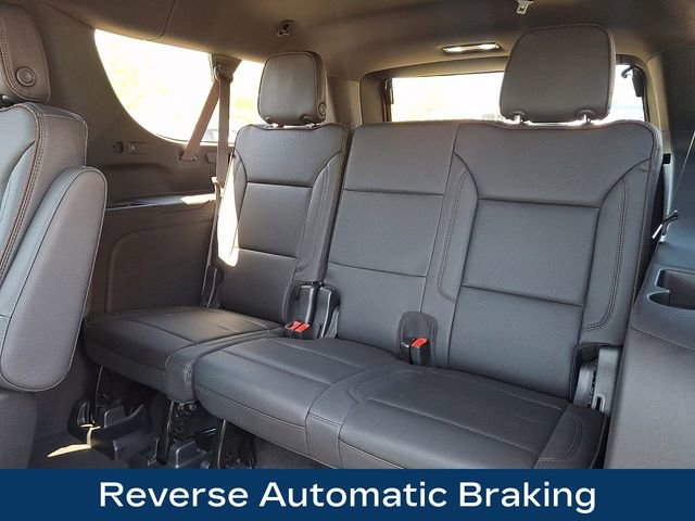 Used 2023 Chevrolet Suburban High Country w/ Max Trailering Package AWD/4WD image 21