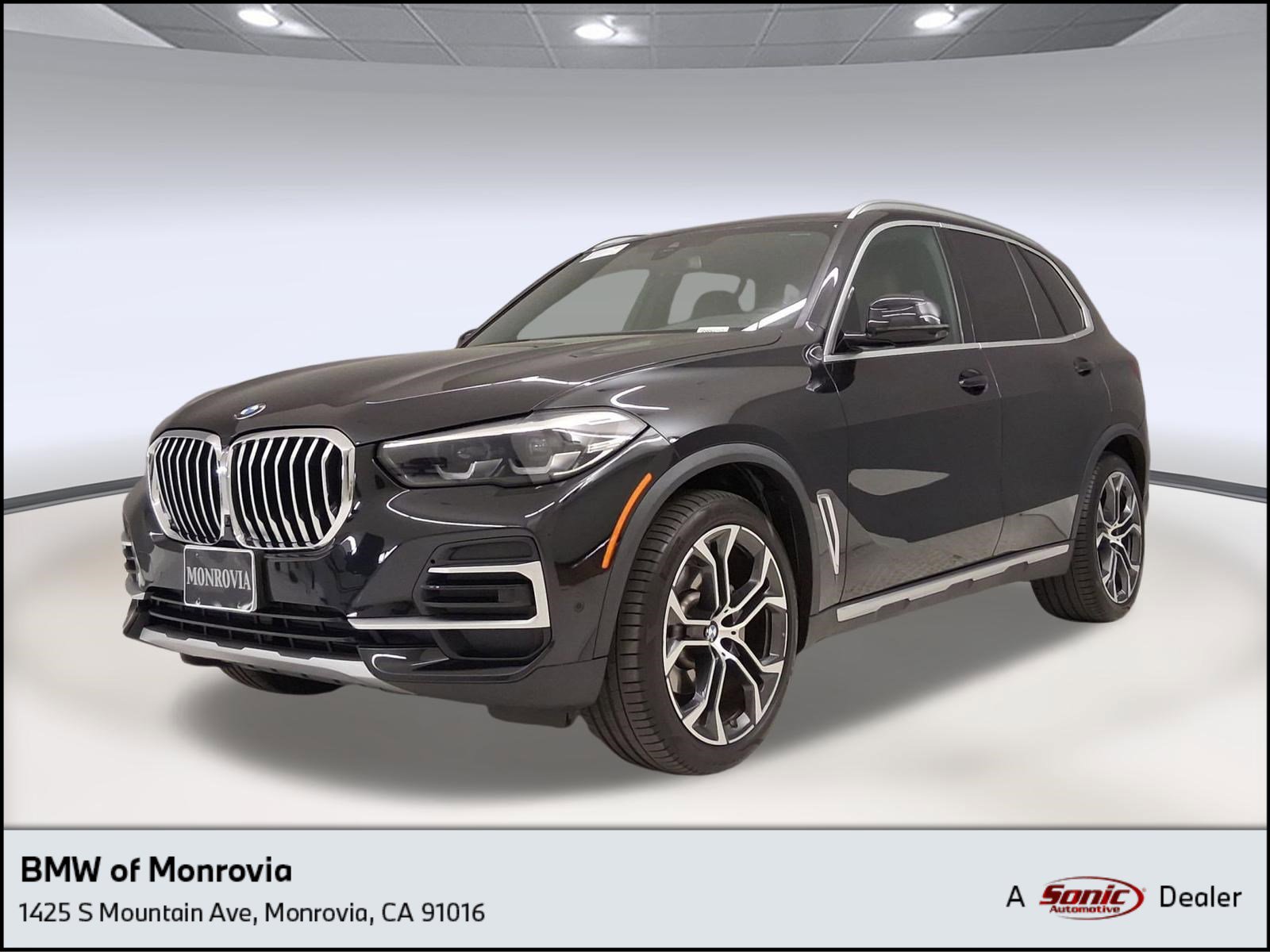 Used 2023 BMW X5 sDrive40i w/ Climate Comfort Package image 1
