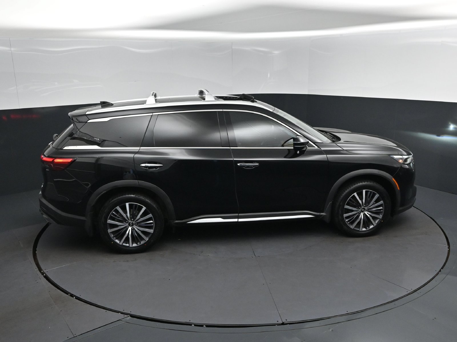 Certified 2023 INFINITI QX60 Sensory w/ Vision Package AWD/4WD image 36
