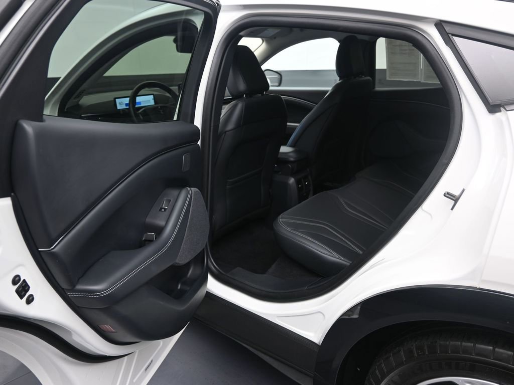 Used 2023 Ford Mustang Mach-E Premium image 15