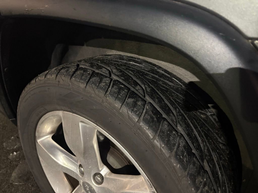 Used 2013 Jeep Grand Cherokee Overland Summit image 6