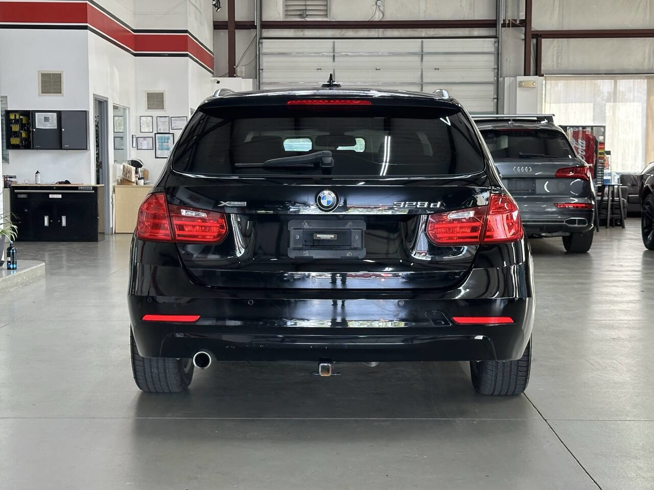 Used 2015 BMW 328d xDrive Wagon image 3