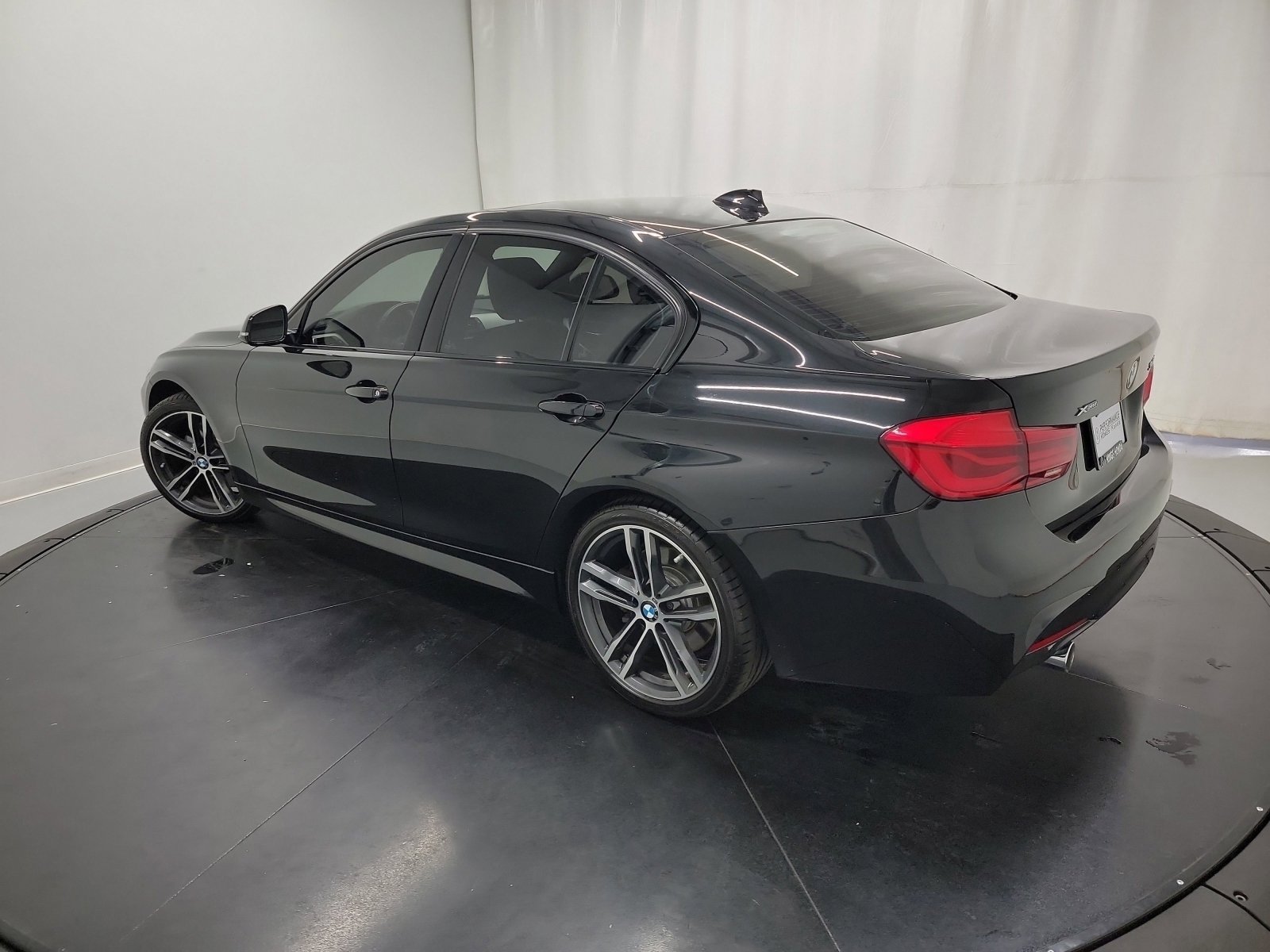 Used 2018 BMW 340i xDrive Sedan image 6
