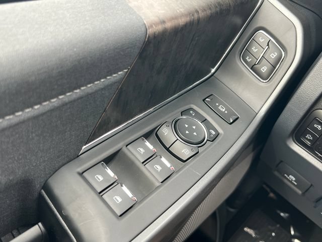 New 2026 Ford F350 Lariat w/ Tremor Off-Road Package AWD/4WD image 36