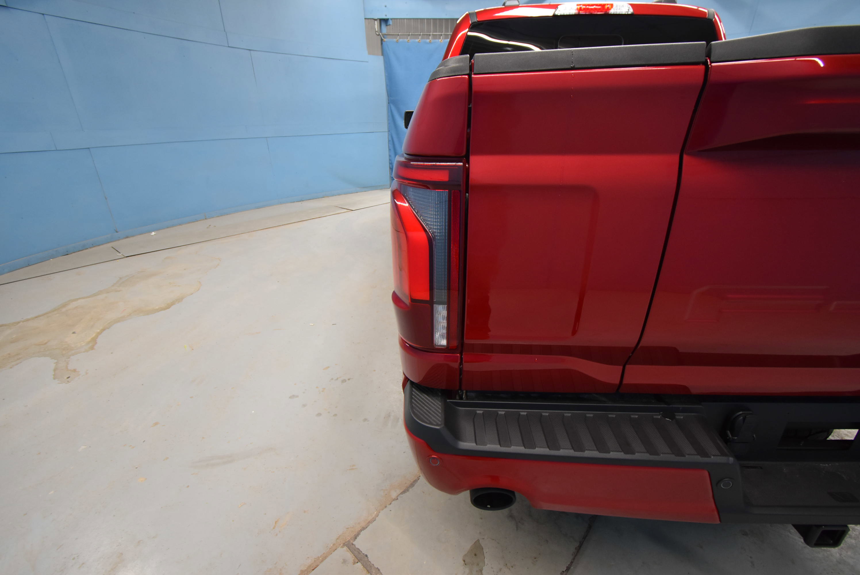 New 2025 Ford F150 Lariat w/ Equipment Group 502A High image 40