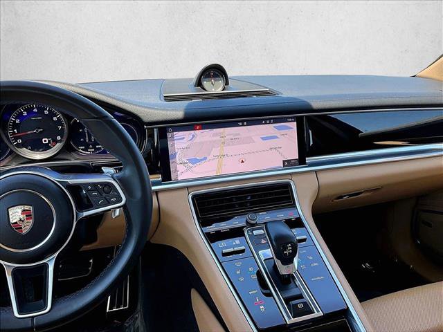 Used 2018 Porsche Panamera 4S image 8