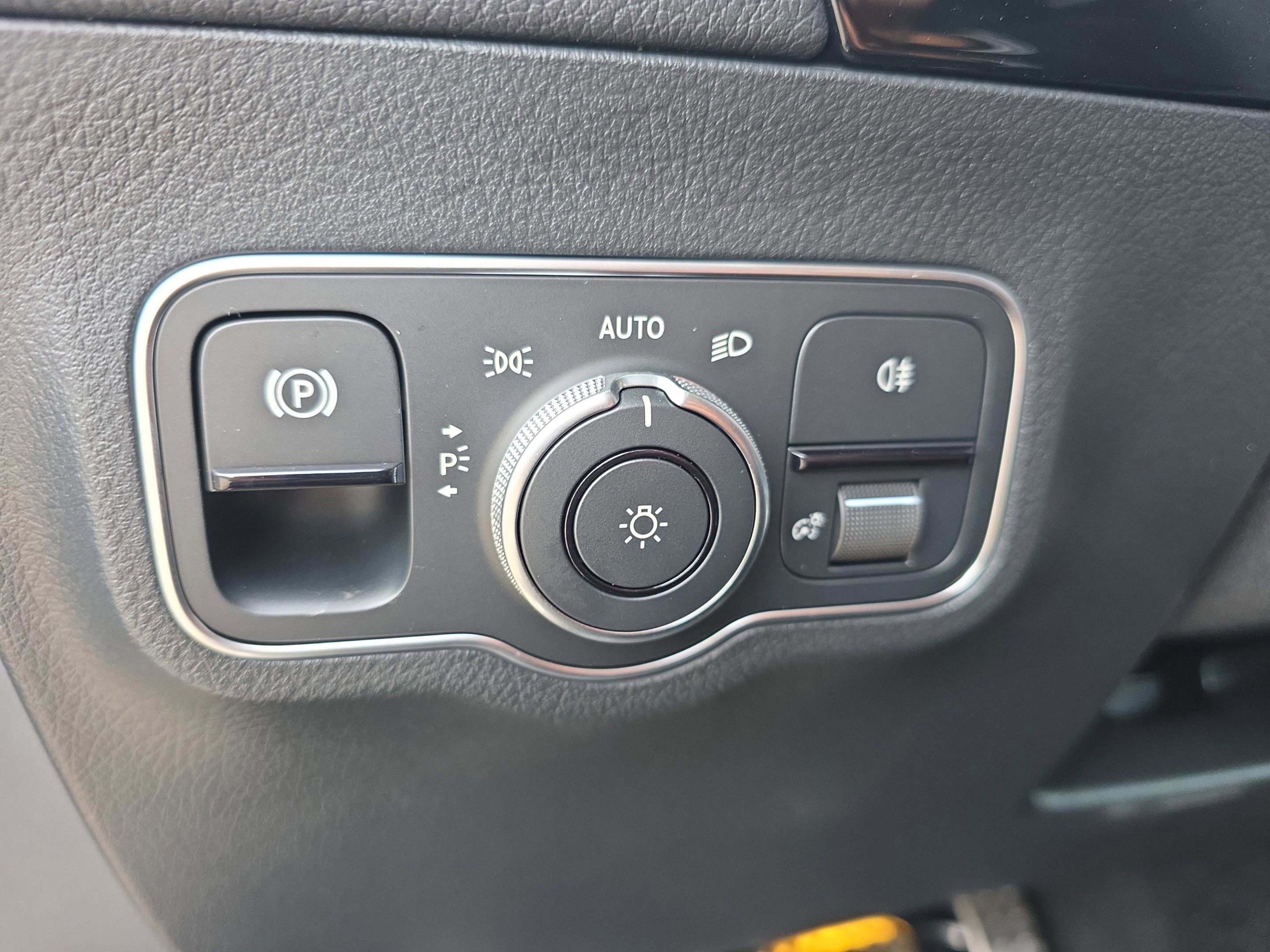 Used 2026 Mercedes-Benz GLA 35 AMG 4MATIC image 27