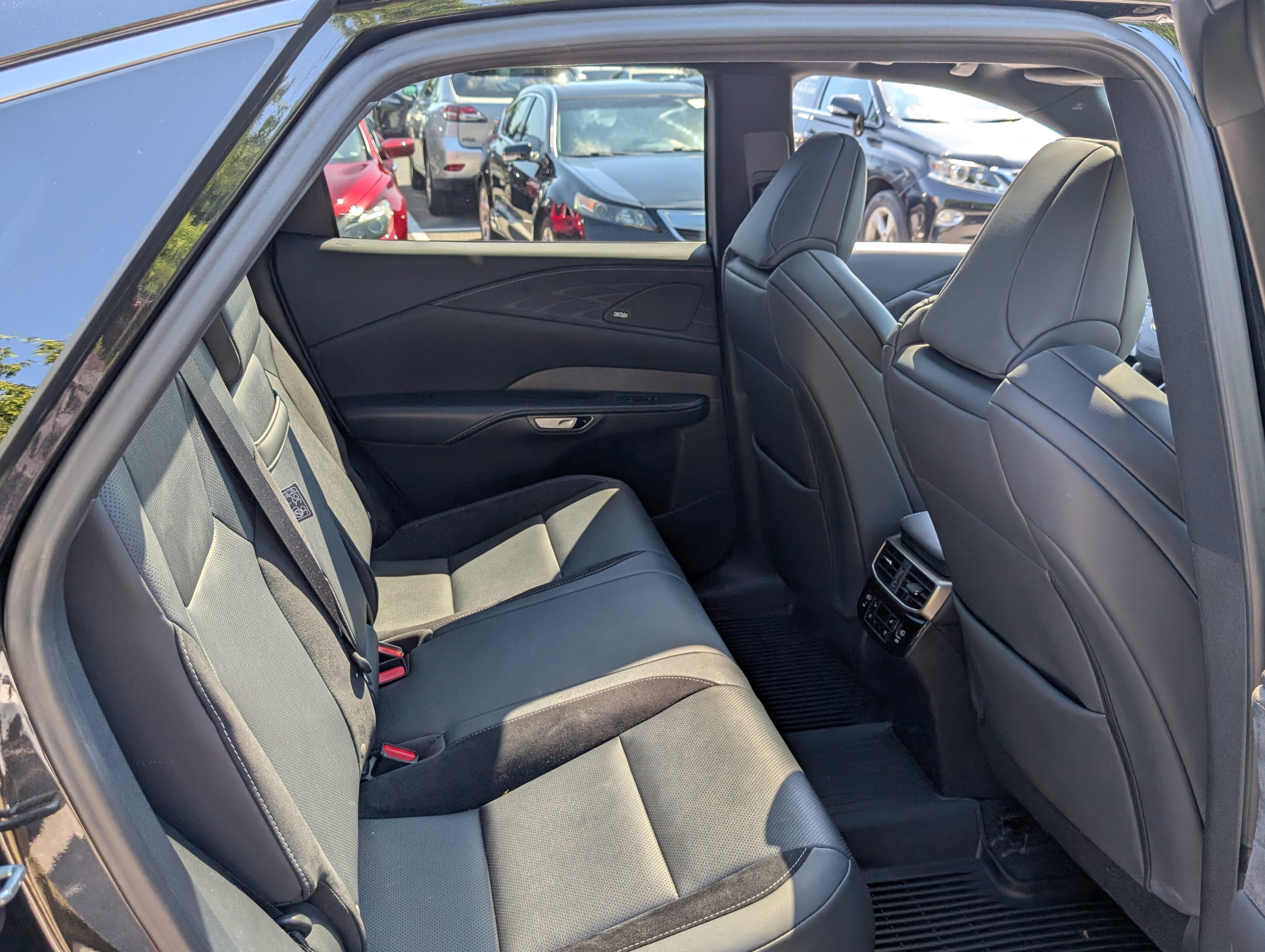 Certified 2024 Lexus RX 500h F Sport w/ Convenience Package AWD/4WD image 13